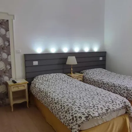 Strada Maggiore 37 Pensjonat