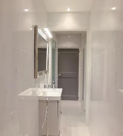 Pensjonat Strada Maggiore 37 3*