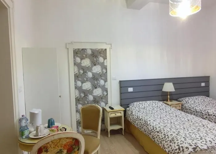 Strada Maggiore 37 Pensjonat 3*